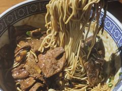 -沪西老弄堂面馆(定西路店)