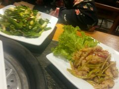 -马路边上·小海鲜烧烤(八一路店)