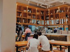 大堂-小桃园·豆浆油条(复兴中路店)