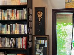 -荒岛书店(黄县路店)