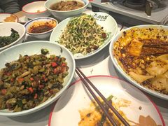 茴香拌煎饼-大厨小馆(华阳城店)