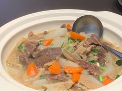 萝卜烧牛肋腩-西湖春天•老字号杭州菜(百汇店)