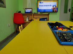 -领动机器人编程STEAM教育(月亮岛店)