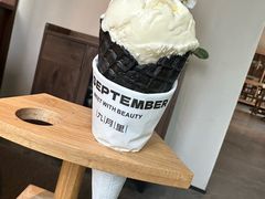 -九月里.自由花园餐厅