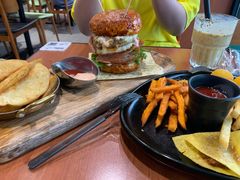 小吃拼盘-魏斯理汉堡(西安沣东吾悦店)