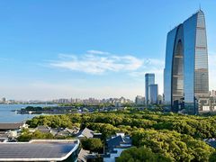 -苏州金鸡湖中茵皇冠假日酒店