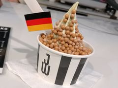 海盐焦糖爆谷米-JW德国冻酸奶Frozen Yogurt(龙湖成都滨江天街店)