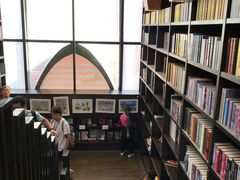 -钟书阁(松江泰晤士小镇店)