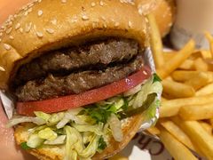 -The Habit Burger Grill 哈比特汉堡(复兴soho店)