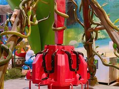 -蓝精灵乐园·世茂精灵之城主题乐园