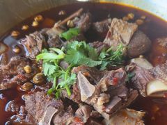 -大众跷脚牛肉馆·非遗传承单位(峨眉山店)