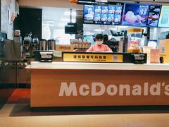 -麦当劳(世博广场店)