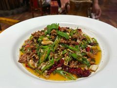 -老滇山寨•云南特色菜•地方菜•民族风情歌舞表演(金碧店)