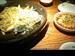-阿瓦山寨·湘菜现炒·剁椒鱼头王(咸阳总店)
