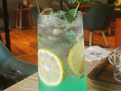 -ZING COFFEE 镜咖啡