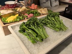 -尚尚仙·酸汤猪手·猪肚鸡火锅(华联万柳购物中心店)