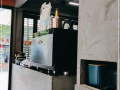-CowCow其其·牛杂咖啡公司(六运店)