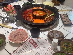 -扎起市井老火锅(乐山总店)