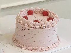 -洛可可生日蛋糕坊(海亮公园东路店)