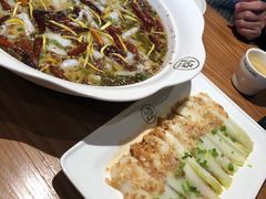 -江渔儿酸菜鱼专门店(明珠广场店)