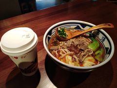 -鑫花溪牛肉米粉(东环大润发店)