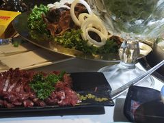 -牛员外鲜切牛肉火锅