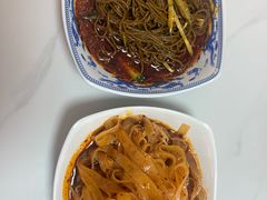 -晓峰手工擀面皮(新民街总店)