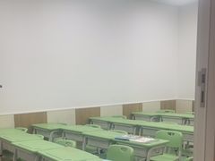 -昂立少儿成长中心(普陀星方汇校区)