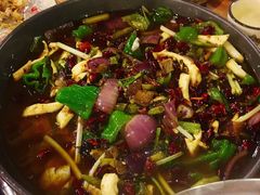 火爆黄喉-去吃小龙虾·江湖菜·烧烤(南滨路店)