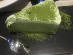 -必胜客(证大大拇指店)