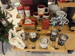 -星巴克臻选(上海中环广场2F店)
