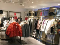 -URBAN REVIVO(北京斯普瑞斯奥特莱斯店)