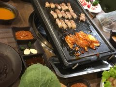-香猪坊韩国烤肉专属门店(魏公村店)