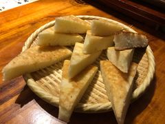 酸奶饼-思金拉措庄园藏餐(太阳岛店)