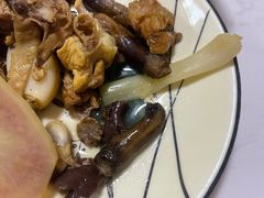 -菌之家·专业纯野生菌火锅·特色炒菌