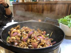 -胡须佬鸡煲四季火锅店(石厦西村直营店)