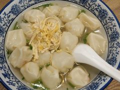 -绿杨馄饨店(湖滨新天地店)