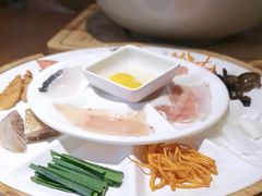 -芸南道·过桥米线(昆明老街旗舰店)