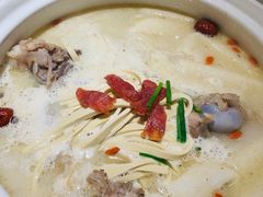 -小骨煲金华砂锅(转塘金街美地店)