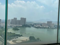 -荣誉国际酒店-云顶旋转餐厅