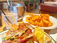 -日进一片海.生腌海鲜火锅.宵夜烧烤(三里屯总店)