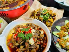-依呀呀ktv烧烤小串(中山西路店)