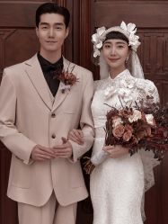 -都市丽人婚纱摄影