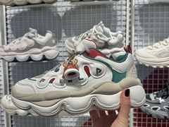 -首创奥特莱斯(西安店)