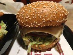 -The Habit Burger Grill 哈比特汉堡(复兴soho店)