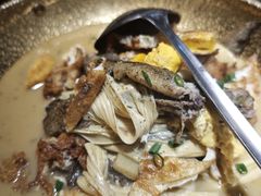 -黄泥岗·地道湖北菜(奥特莱斯店)