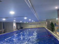-小蓝鲸游泳培训基地(石景山店)