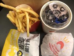 -麦当劳(中山大道中店)