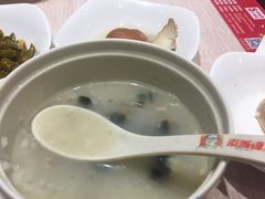-南城香·饭香串香馄饨香(青年路店)