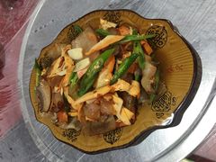 -韩妹鱼庄·泸定老字号(泸定店)